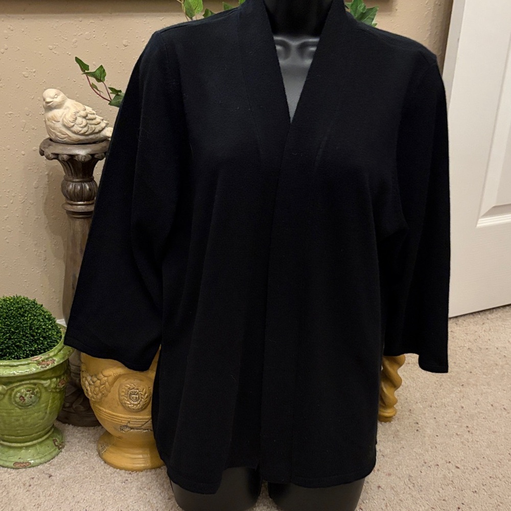 Simply Noelle Black Open-Front Cardigan